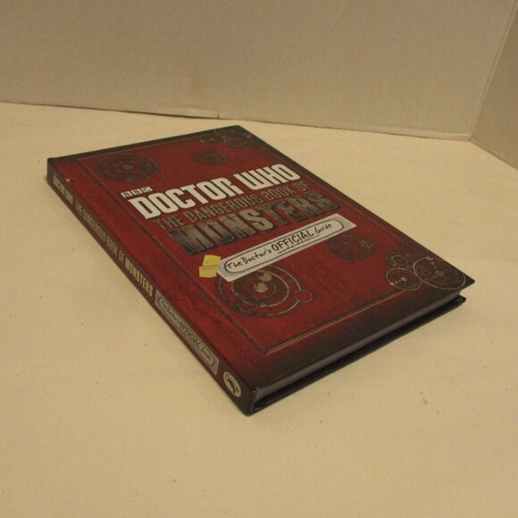Dr Who Dangerous Monsters Official Guide Small Black White Reading Book - Picture 3 of 9